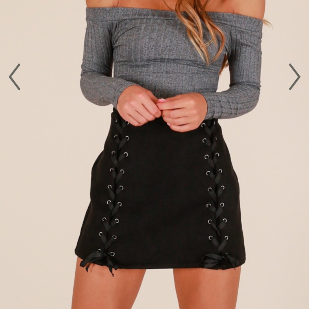 Showpo INSIDE VOICES SKIRT IN BLACK SUEDETTE - Picture 2 of 10